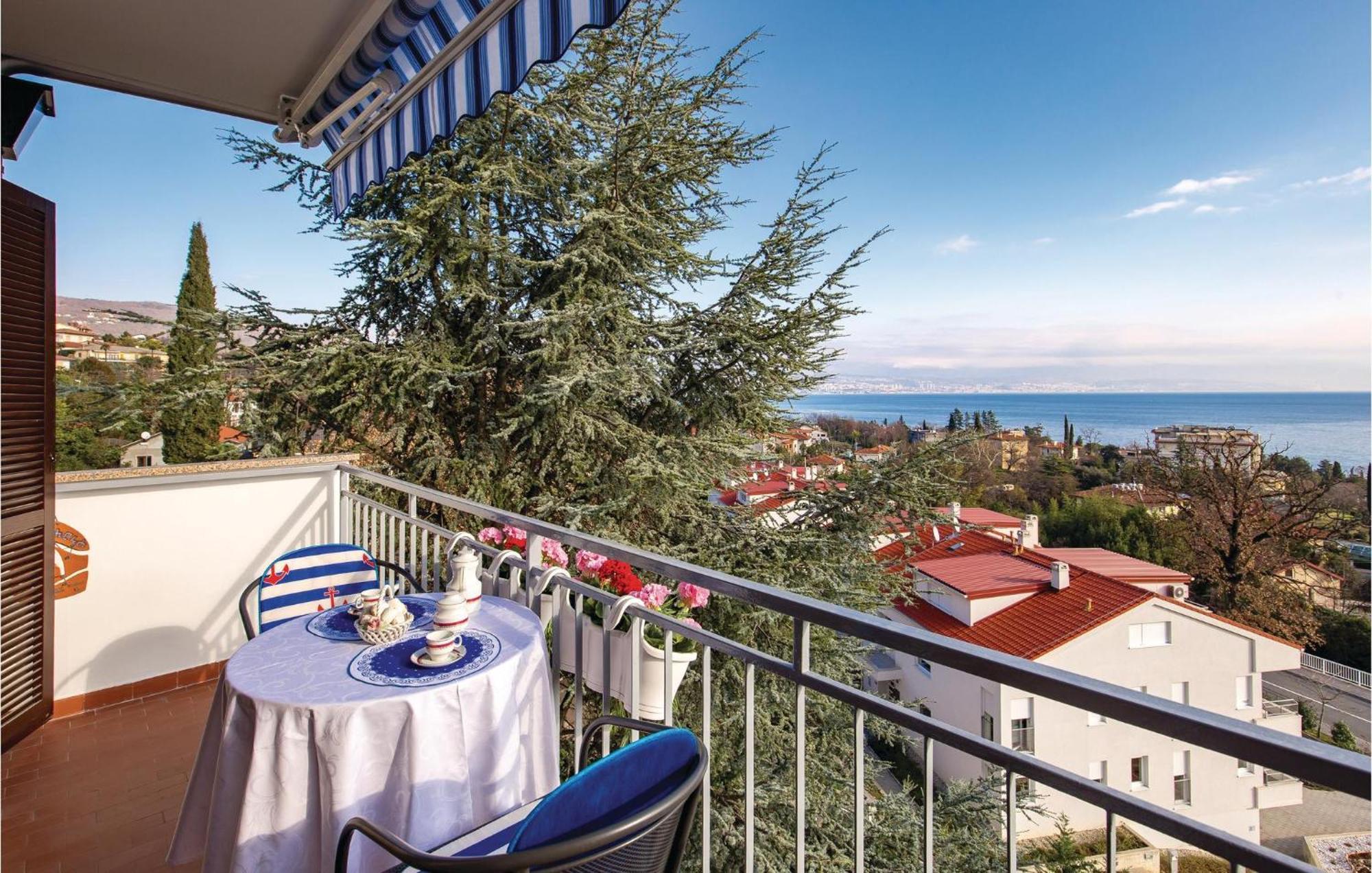 Nice Apartment In Lovran With House Sea View ภายนอก รูปภาพ